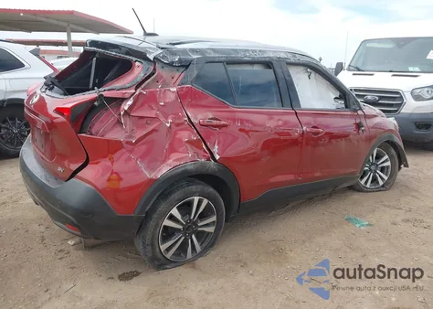 2018 Nissan Kicks Sv z USA, uszkodzony, nr VIN 3N1CP5CU0JL542744